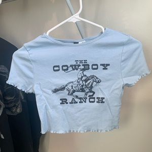 Baby blue cropped H&M tee